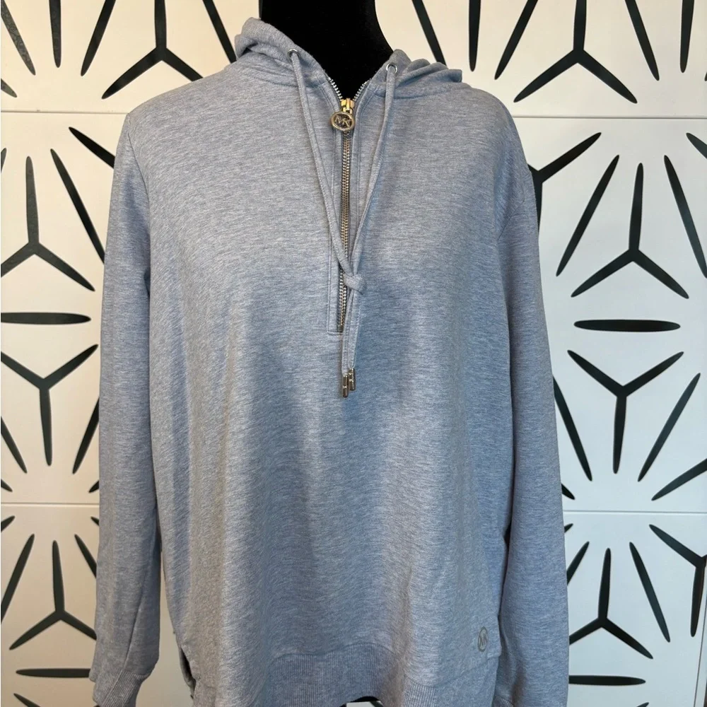 Michael Kors sporty chic